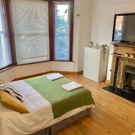 Guest House Balham, South London Spacious, Lambert, 6 Rooms Available Luaran gambar