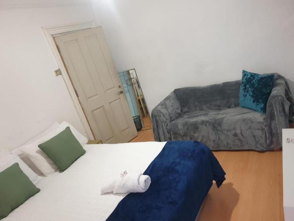 Guest House Balham, South London Spacious, Lambert, 6 Rooms Available Bilik gambar