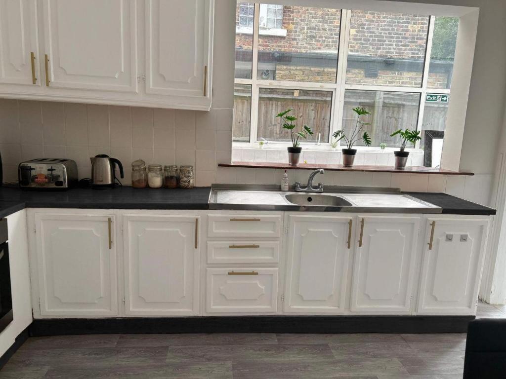 Guest House Balham, South London Spacious, Lambert, 6 Rooms Available Luaran gambar